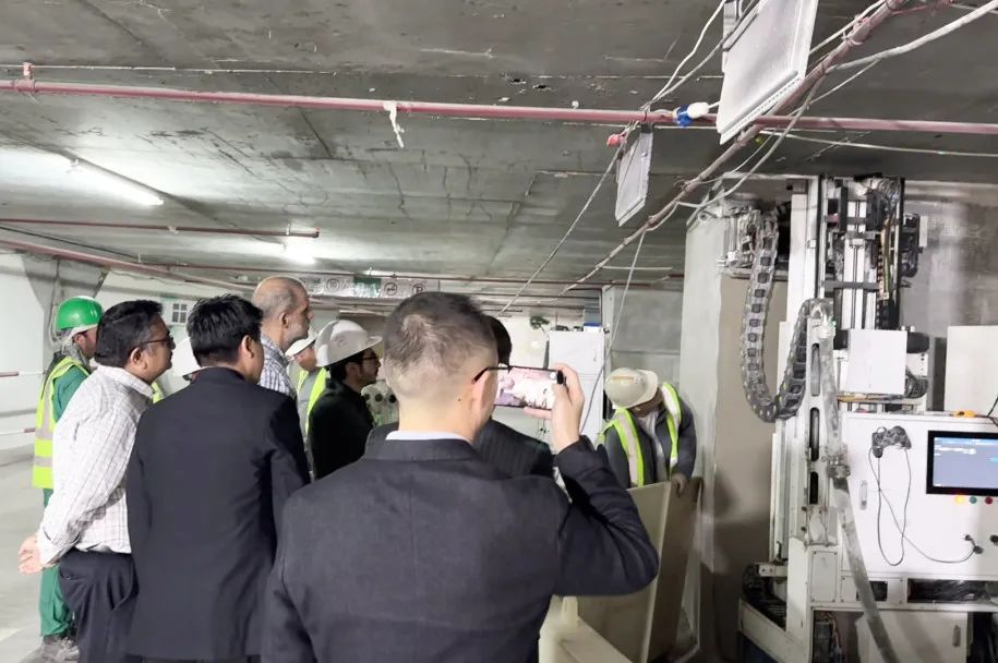 中東首秀成功，蔚建抹灰機器人順利完成阿聯酋首批客戶驗收(圖4)