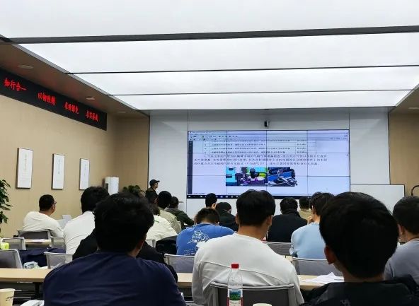 中建八局（上海）與蔚建科技聯(lián)合舉辦施工機器人技能培訓大賽(圖3)