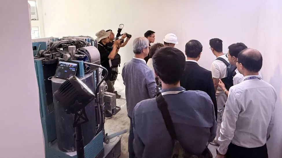 蔚建噴涂機器人獲香港房屋局“油漆大師比拼賽×武林大會”頭獎(圖2) 蔚建噴涂機器人獲香港房屋局“油漆大師比拼賽×武林大會”頭獎(圖2)